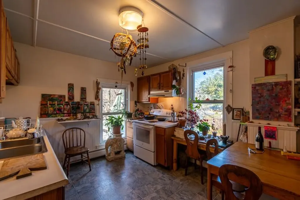 105 Elm Street Manchester VT 05255