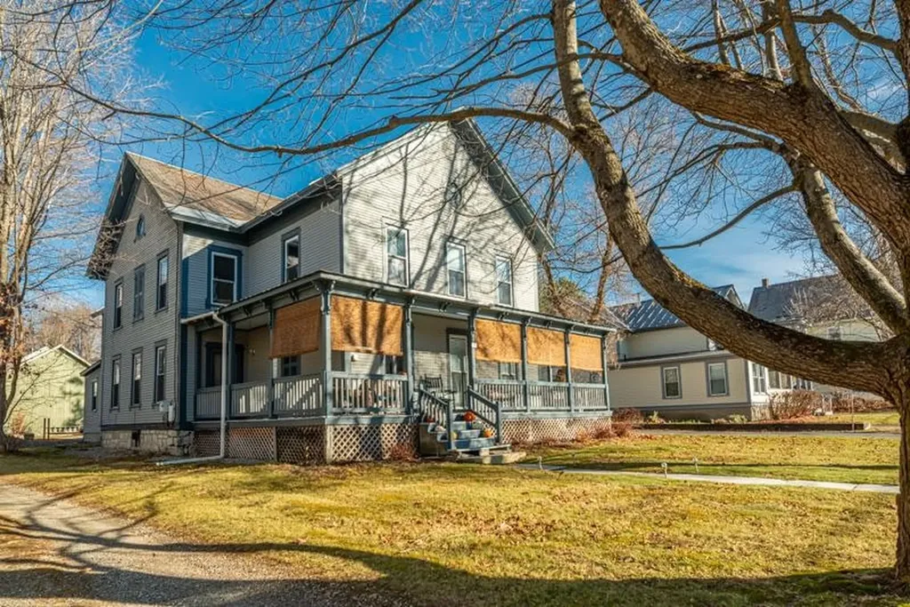 105 Elm Street Manchester VT 05255