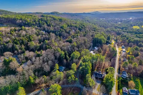 6 Hemlock Road Hanover NH 03755