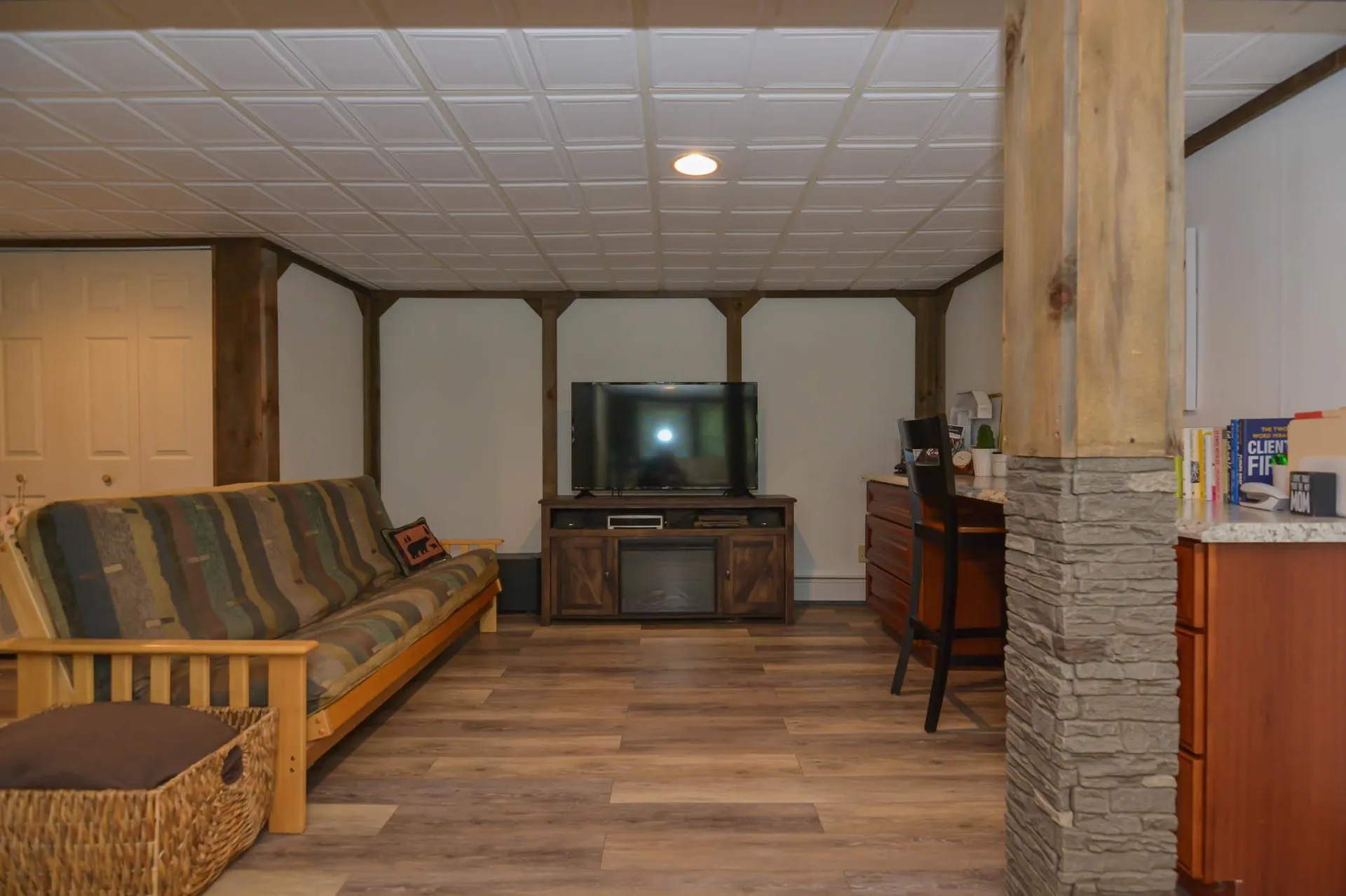 33 Wood Hawk Way Litchfield NH 03052