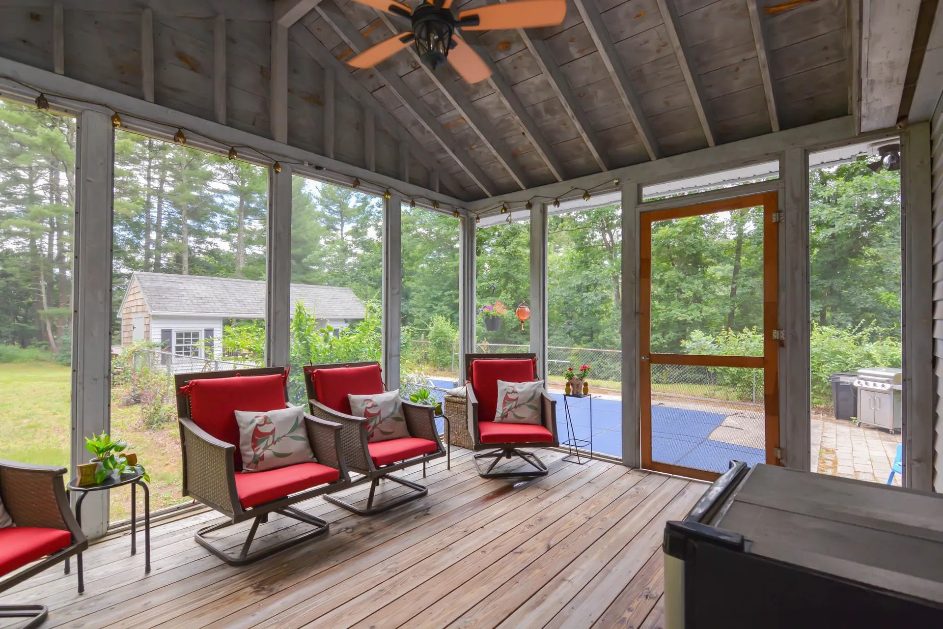 33 Wood Hawk Way Litchfield NH 03052