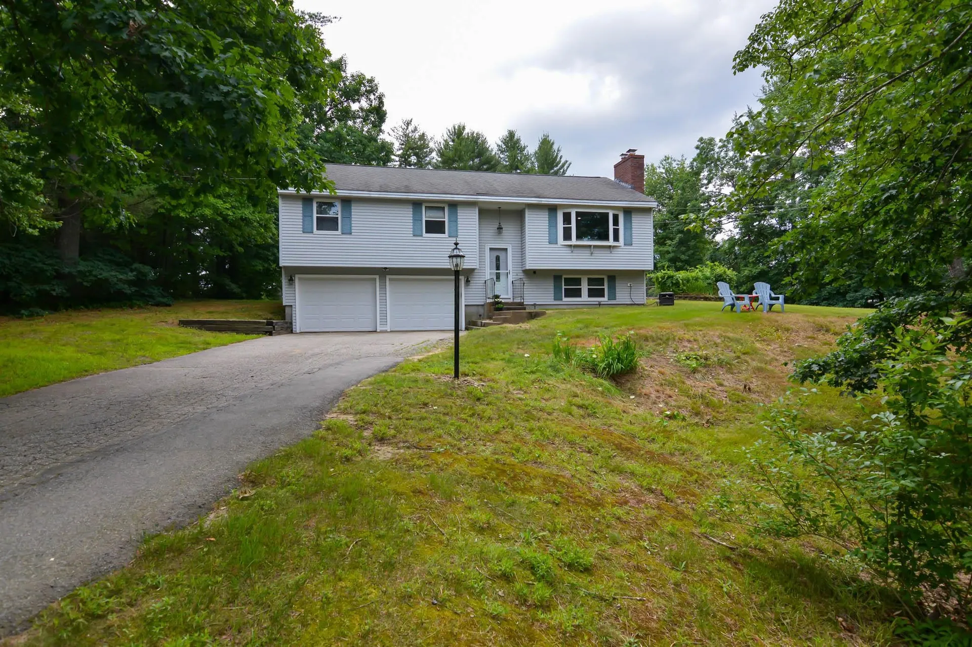 33 Wood Hawk Way Litchfield NH 03052