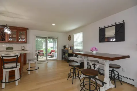 33 Wood Hawk Way Litchfield NH 03052