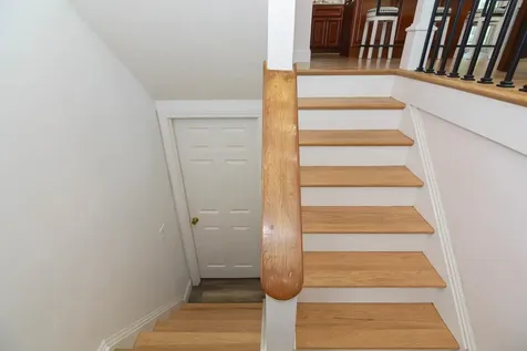 33 Wood Hawk Way Litchfield NH 03052