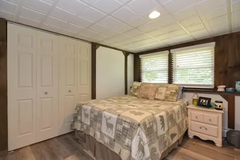 33 Wood Hawk Way Litchfield NH 03052