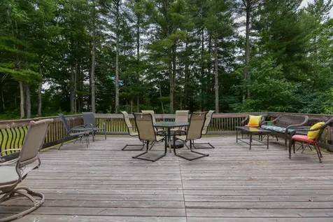 33 Wood Hawk Way Litchfield NH 03052