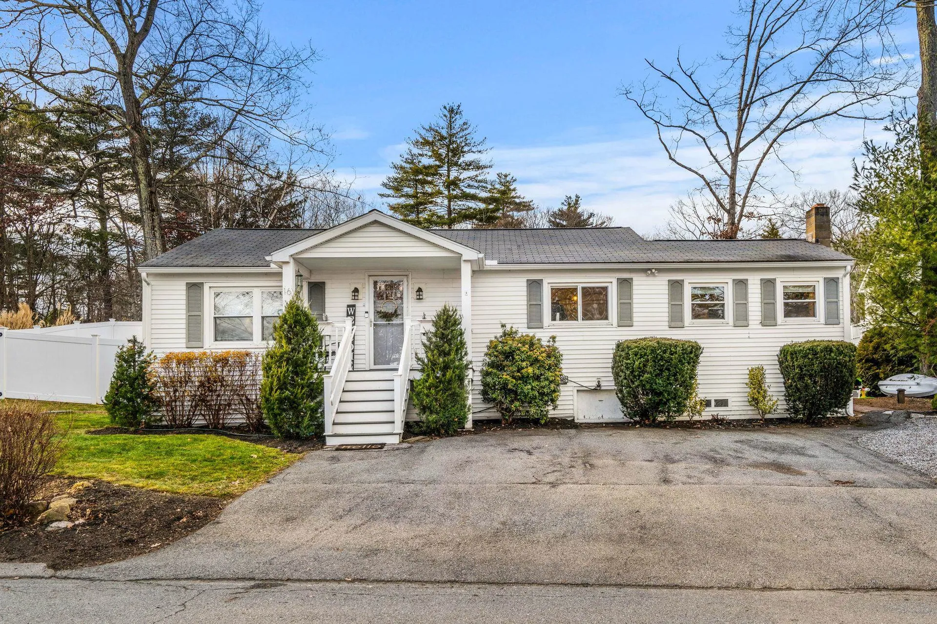 16 Mary Ann Avenue Salem NH 03079