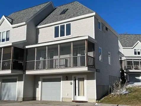 35 Collins Landing Road Weare NH 03281