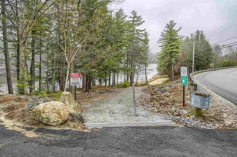 35 Collins Landing Road Weare NH 03281