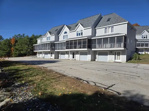 35 Collins Landing Road Weare NH 03281