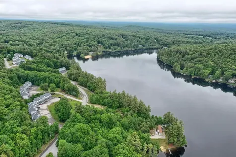 35 Collins Landing Road Weare NH 03281