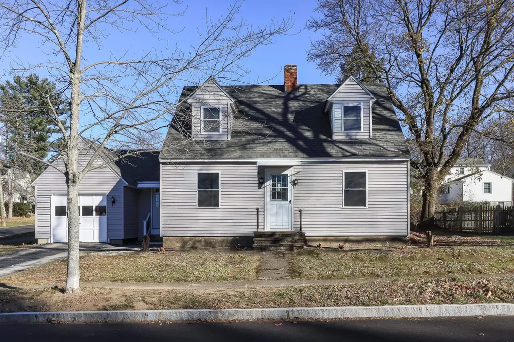 121 Dallaire Street Manchester NH 03104