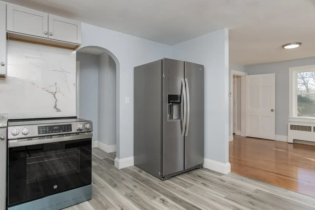 121 Dallaire Street Manchester NH 03104