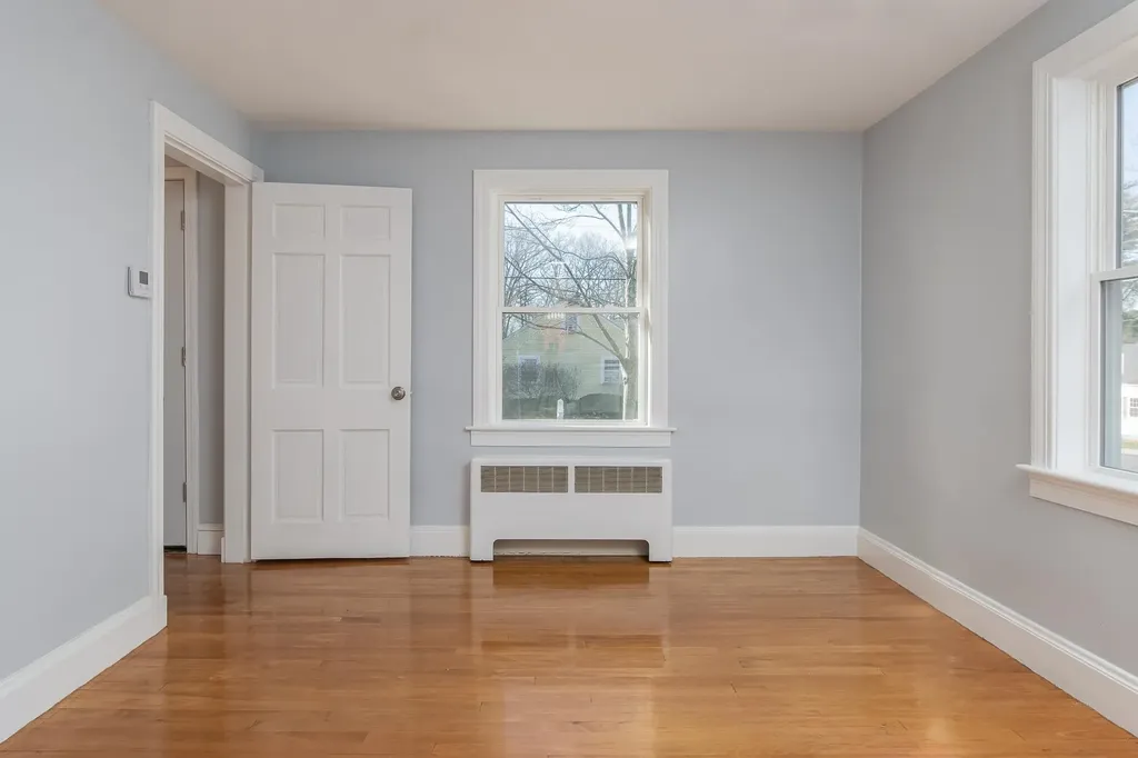 121 Dallaire Street Manchester NH 03104