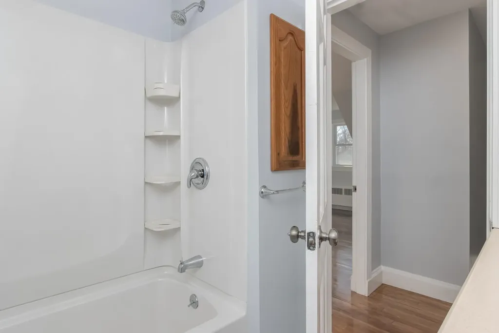 121 Dallaire Street Manchester NH 03104