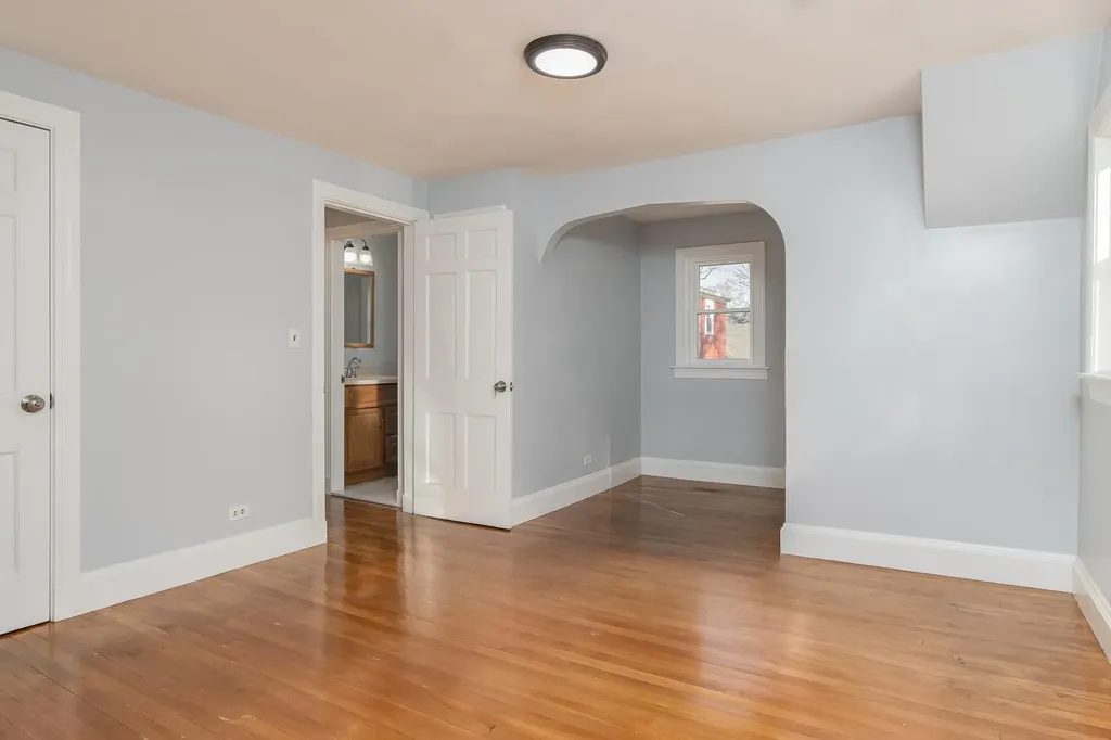 121 Dallaire Street Manchester NH 03104