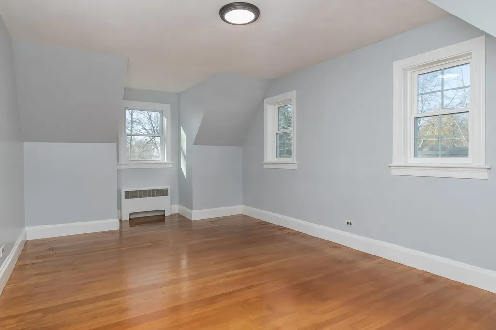 121 Dallaire Street Manchester NH 03104