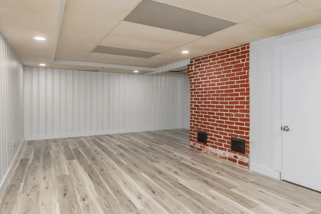 121 Dallaire Street Manchester NH 03104