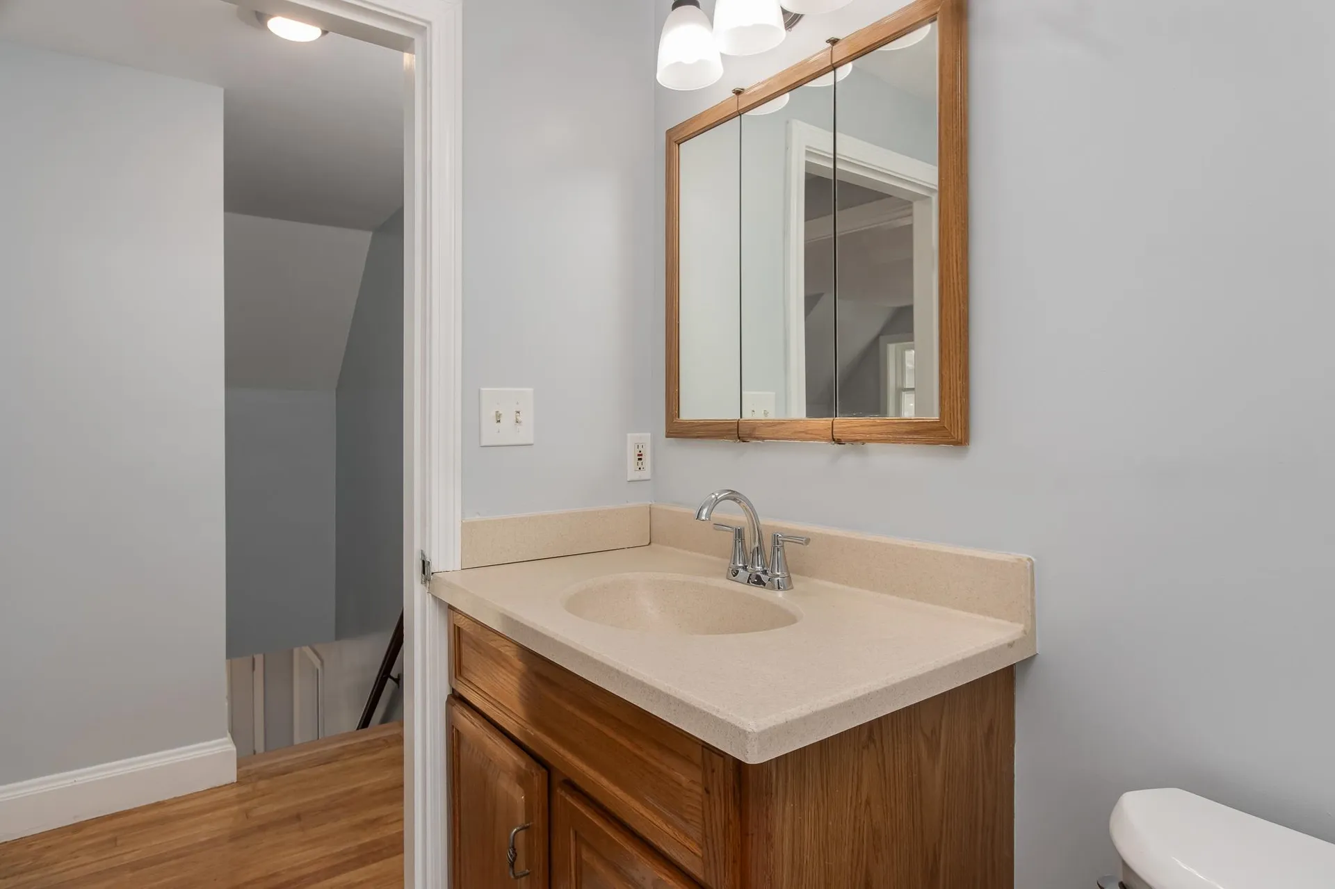 121 Dallaire Street Manchester NH 03104