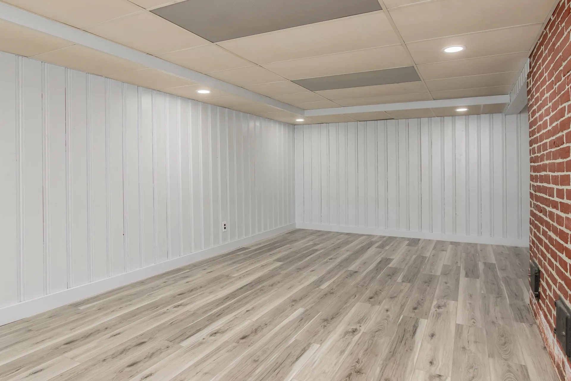 121 Dallaire Street Manchester NH 03104