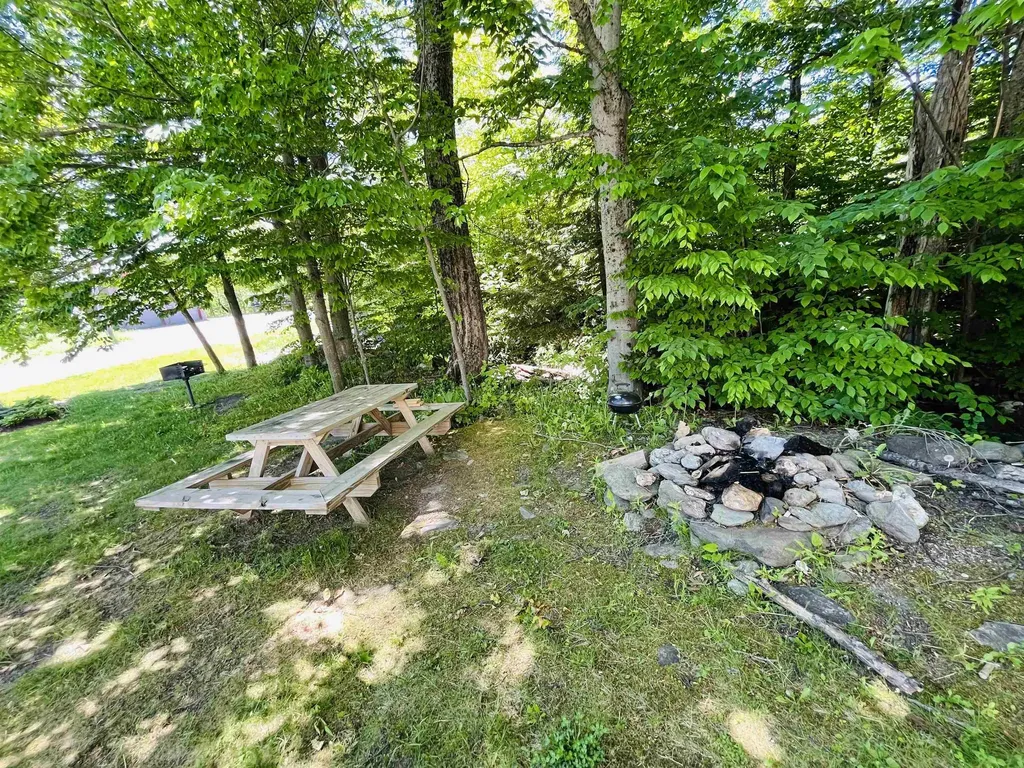 30 Mountainside Drive Warren VT 05674