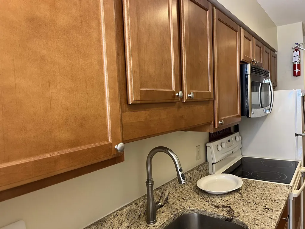 30 Mountainside Drive Warren VT 05674