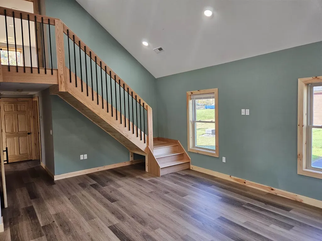 16 Steele Drive Woodstock NH 03262