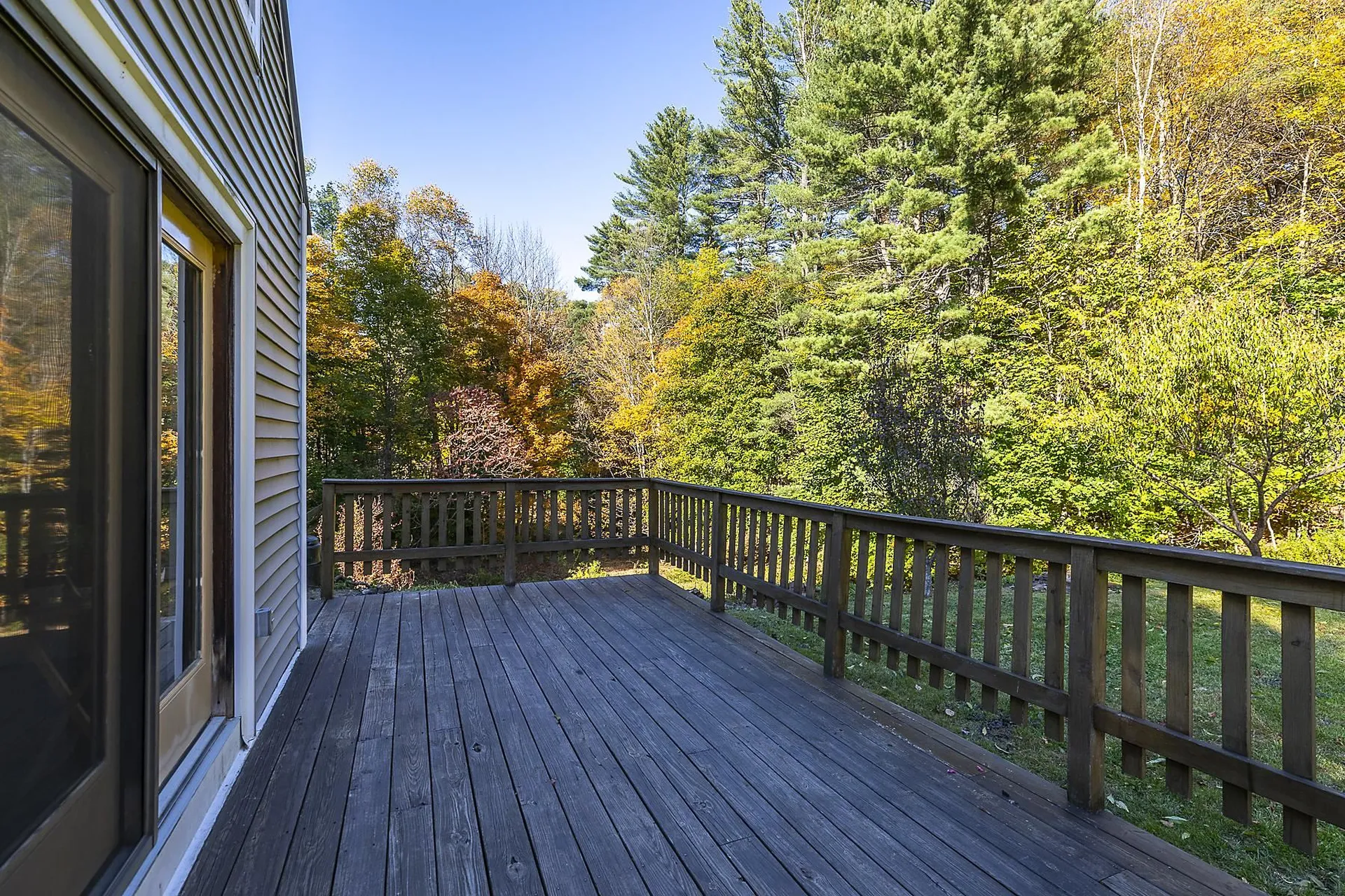 18 County Road Windsor VT 05089