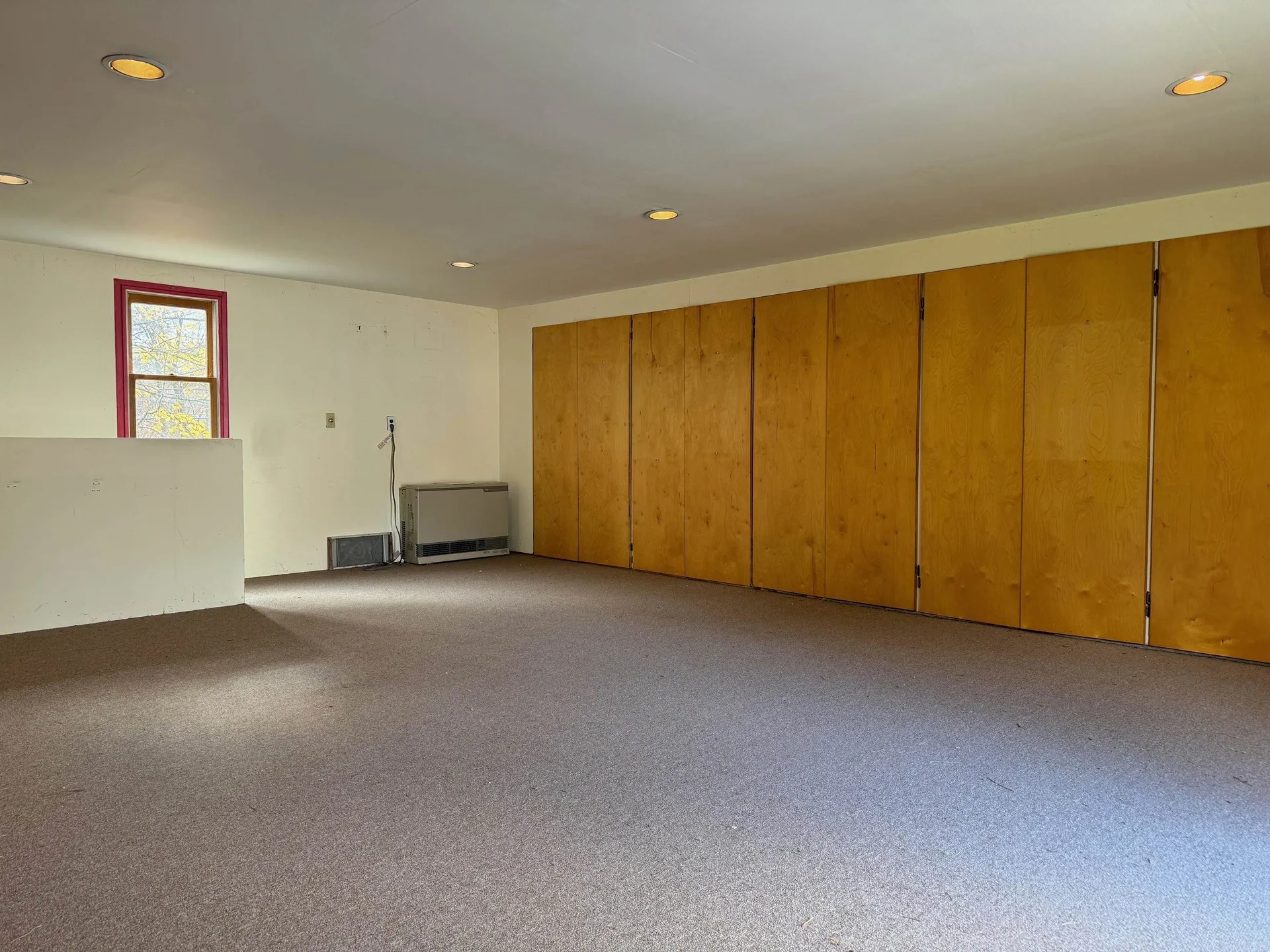 18 County Road Windsor VT 05089