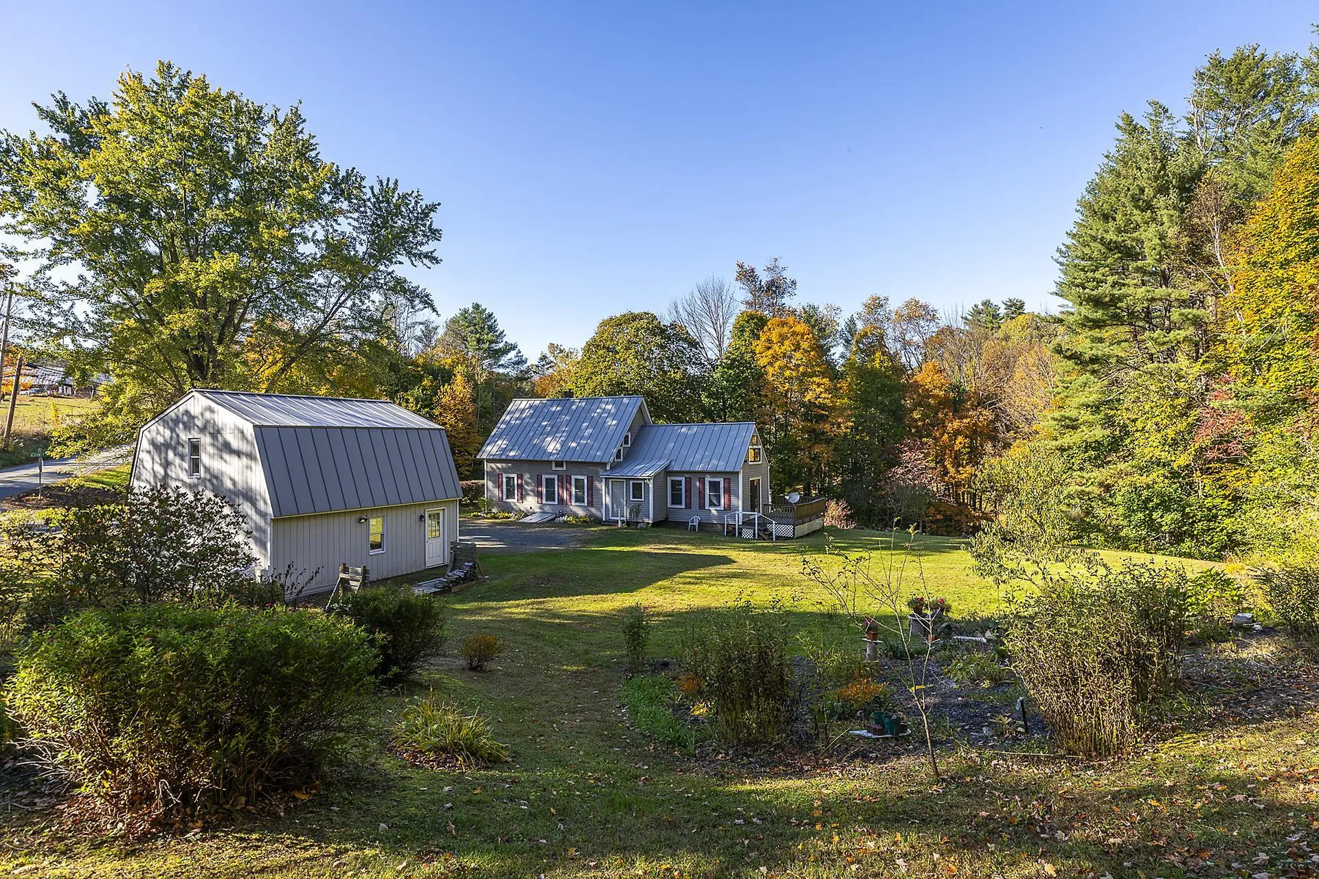 18 County Road Windsor VT 05089