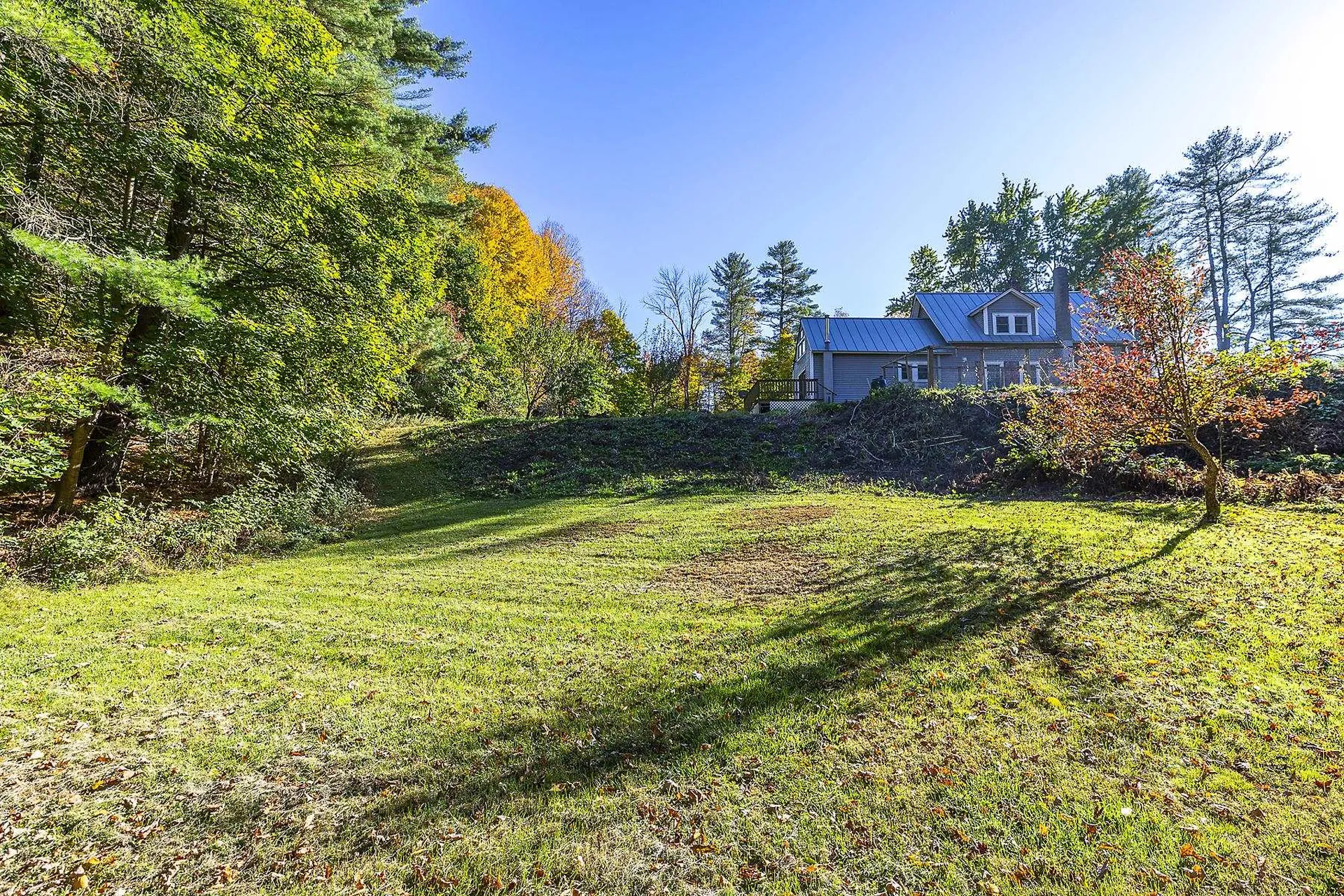 18 County Road Windsor VT 05089