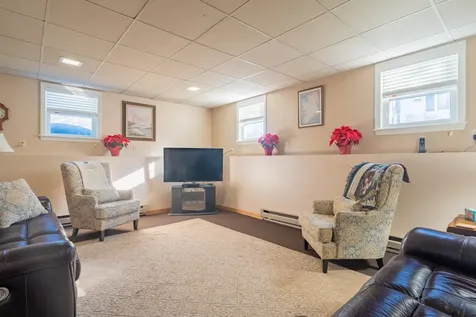 24 Meisner Road Salem NH 03079