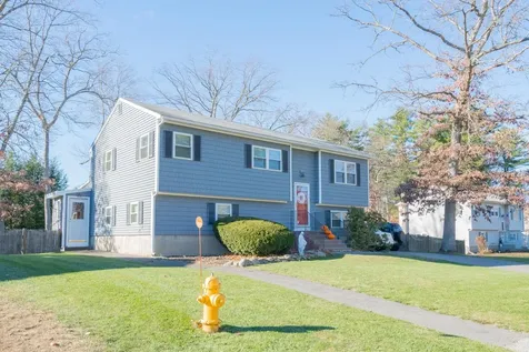 24 Meisner Road Salem NH 03079