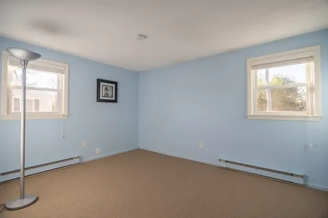 24 Meisner Road Salem NH 03079