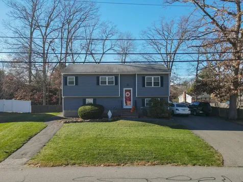 24 Meisner Road Salem NH 03079