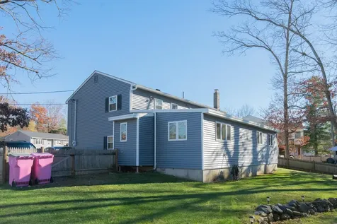24 Meisner Road Salem NH 03079