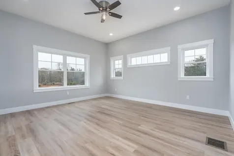 382 North River Road Epping NH 03042
