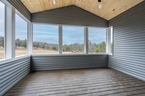 382 North River Road Epping NH 03042