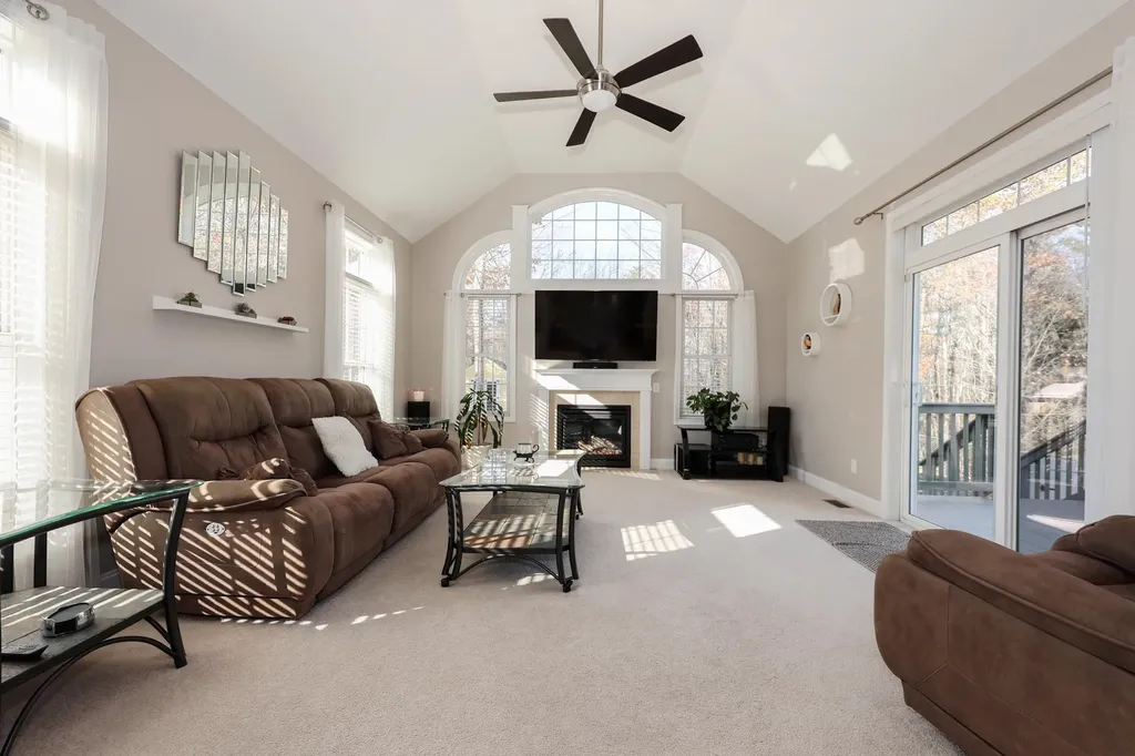 62 Jenkins Farm Road Chester NH 03036
