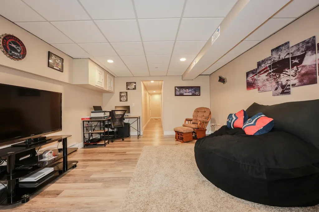 62 Jenkins Farm Road Chester NH 03036