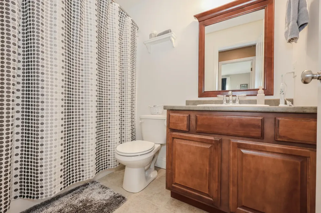 62 Jenkins Farm Road Chester NH 03036