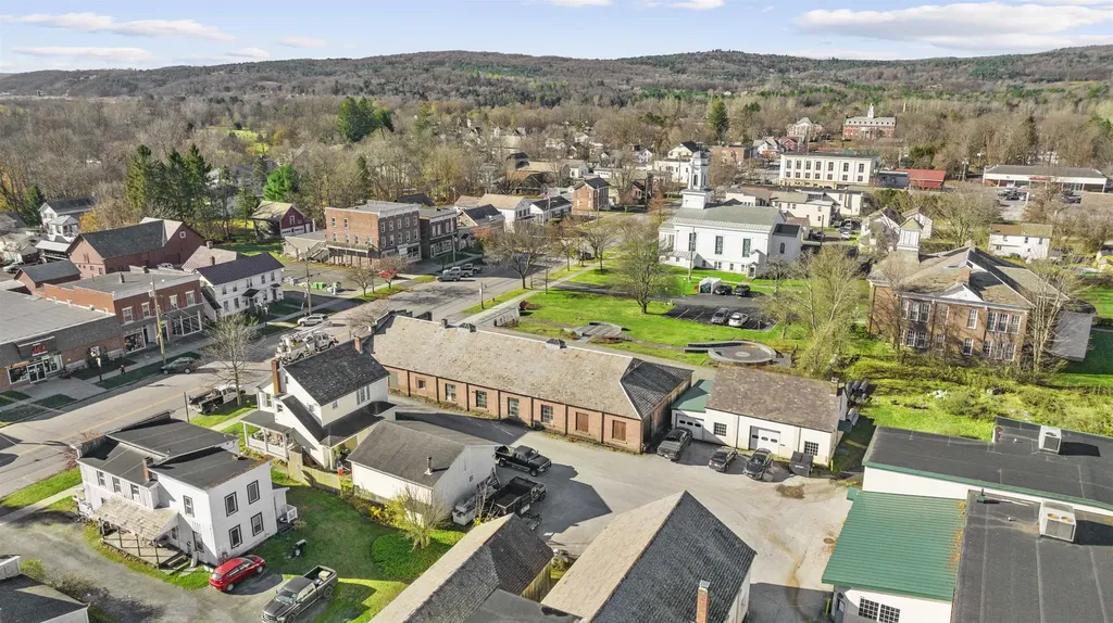 56 Main Street Poultney VT 05764