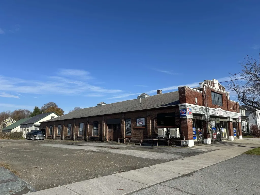 56 Main Street Poultney VT 05764