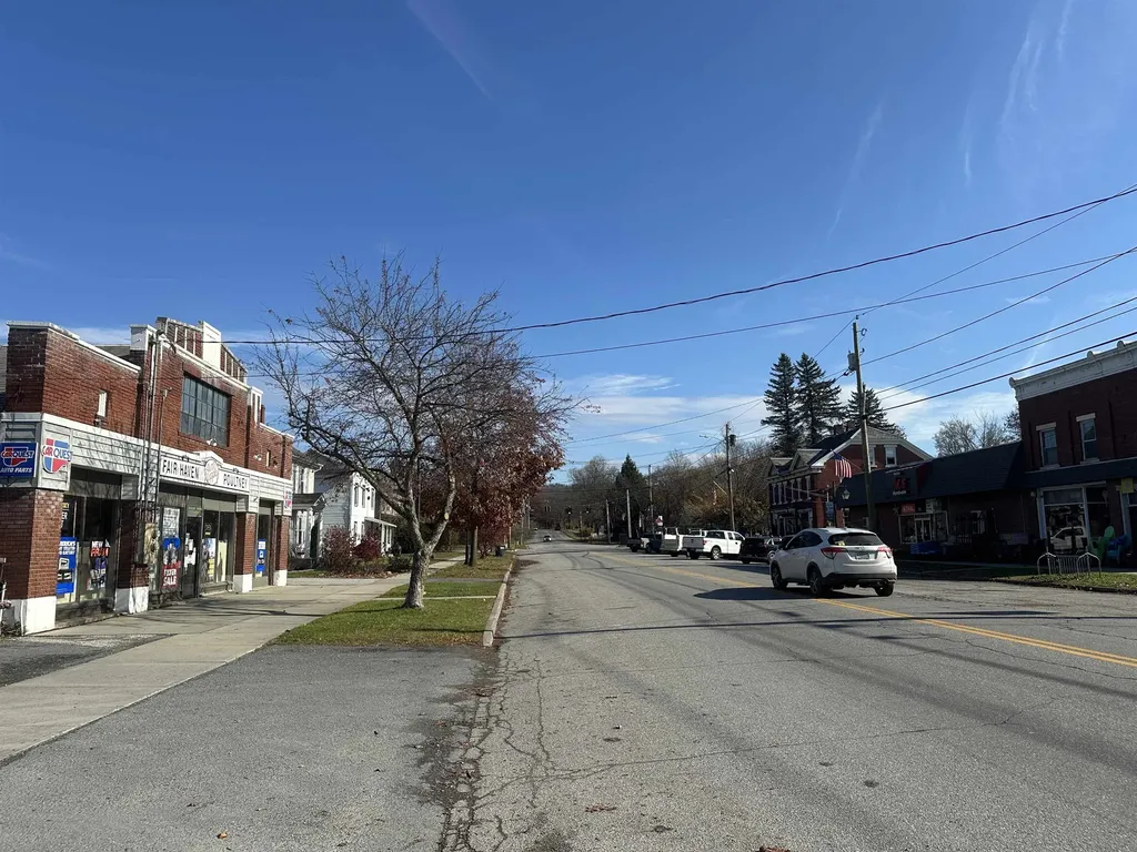 56 Main Street Poultney VT 05764