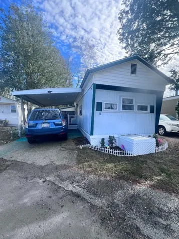 7 Friendship Drive Salem NH 03079