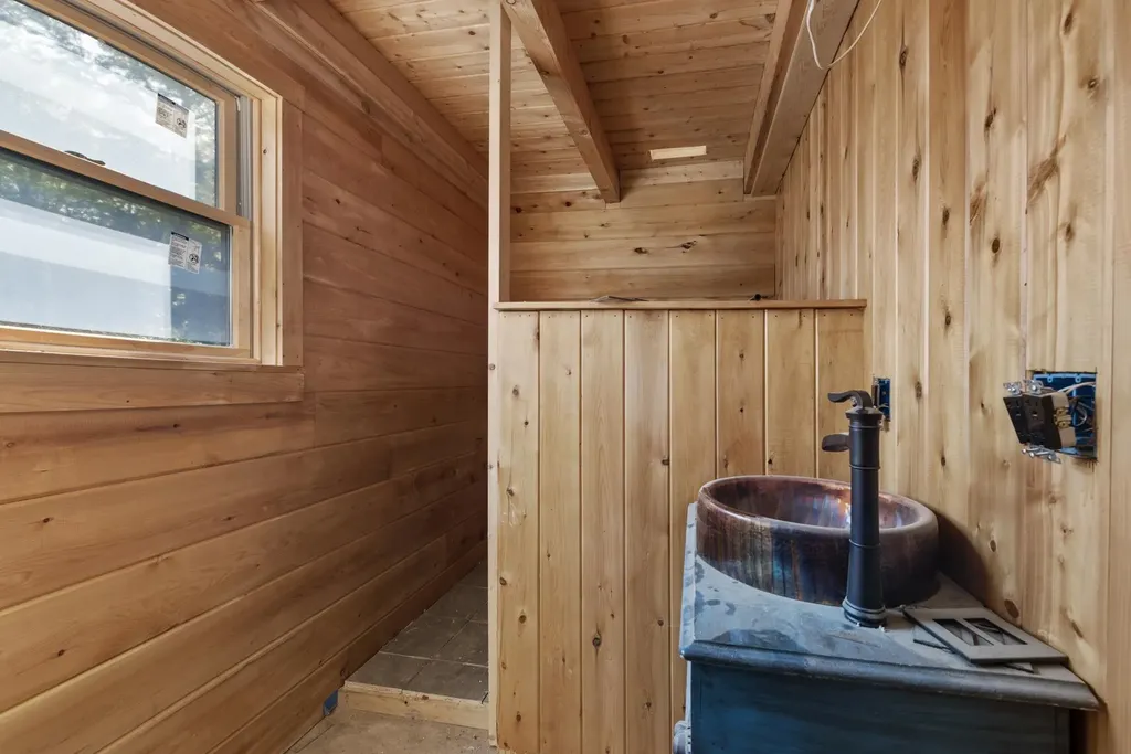 158 Goose Hollow Road Thornton NH 03223