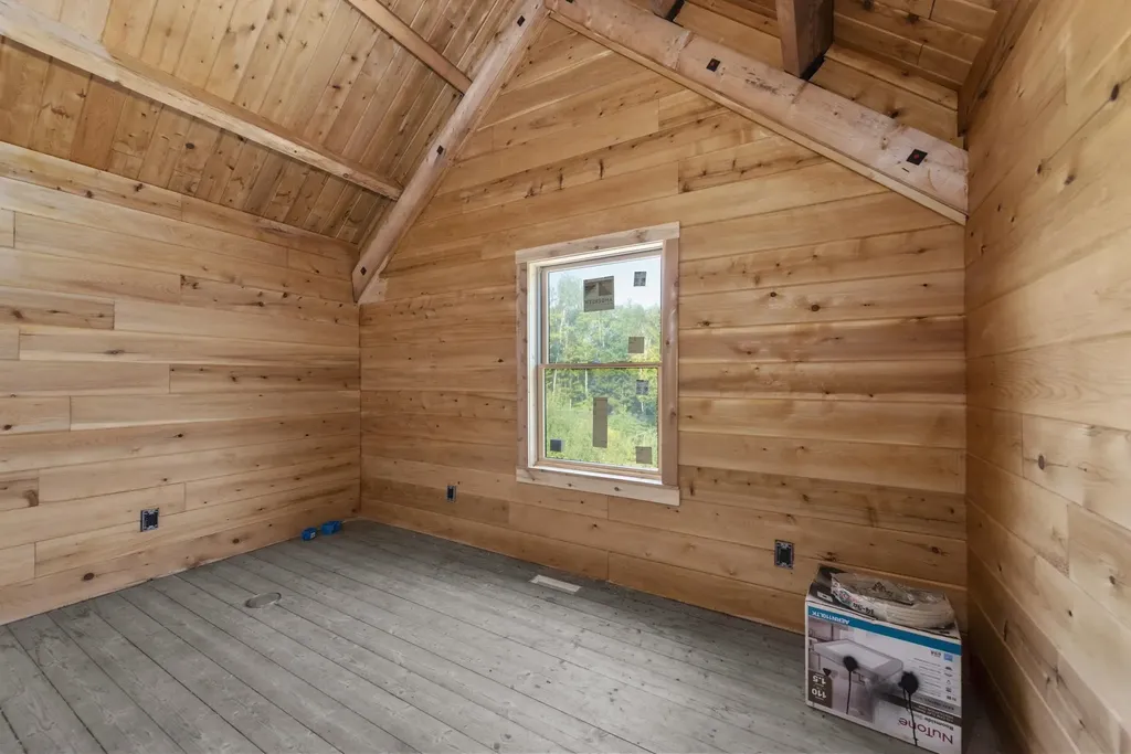 158 Goose Hollow Road Thornton NH 03223