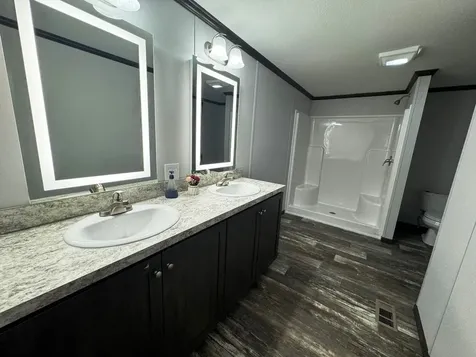 35 Family Circle Hartland VT 05048