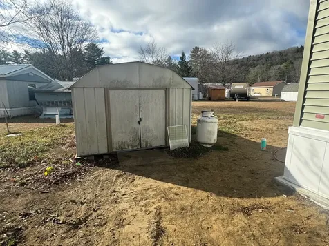 35 Family Circle Hartland VT 05048