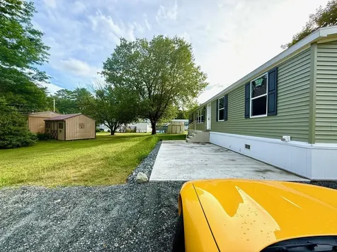 35 Family Circle Hartland VT 05048